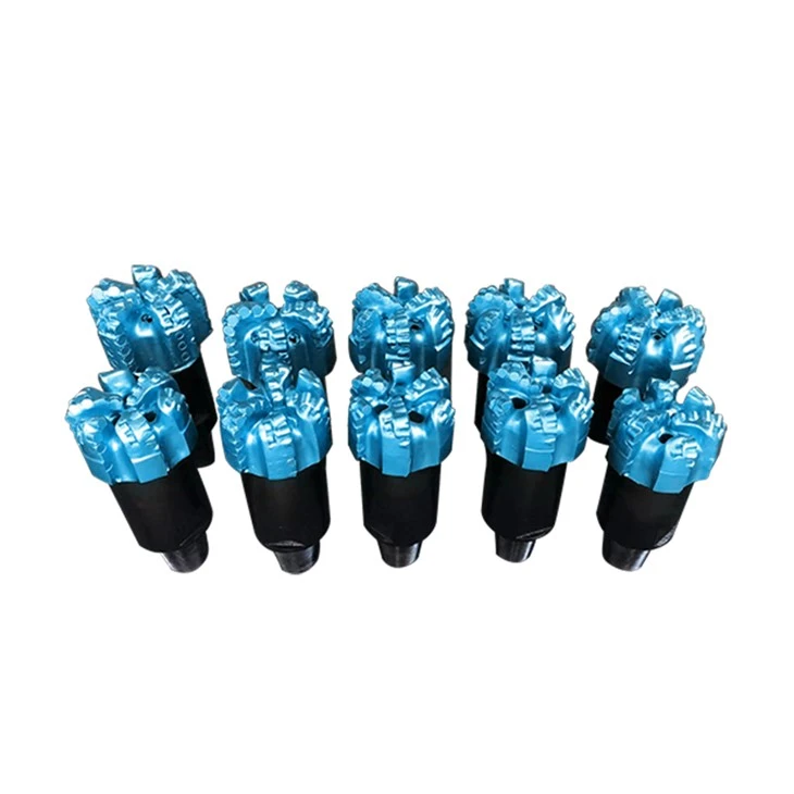 pdc well drilling bit