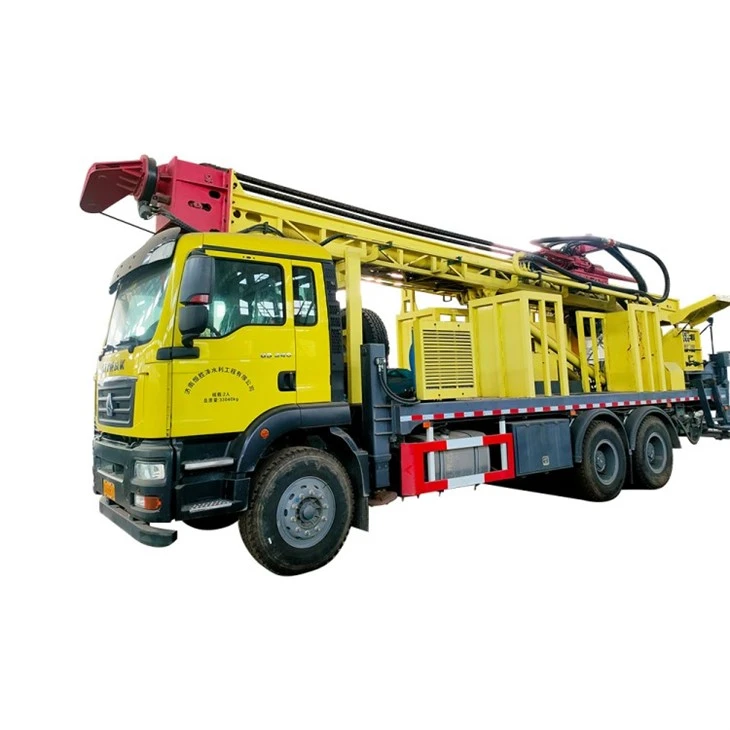 Impianto di perforazione per pozzi d'acqua montato su camion rotante completamente idraulico